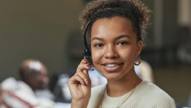 24 7 customer service available